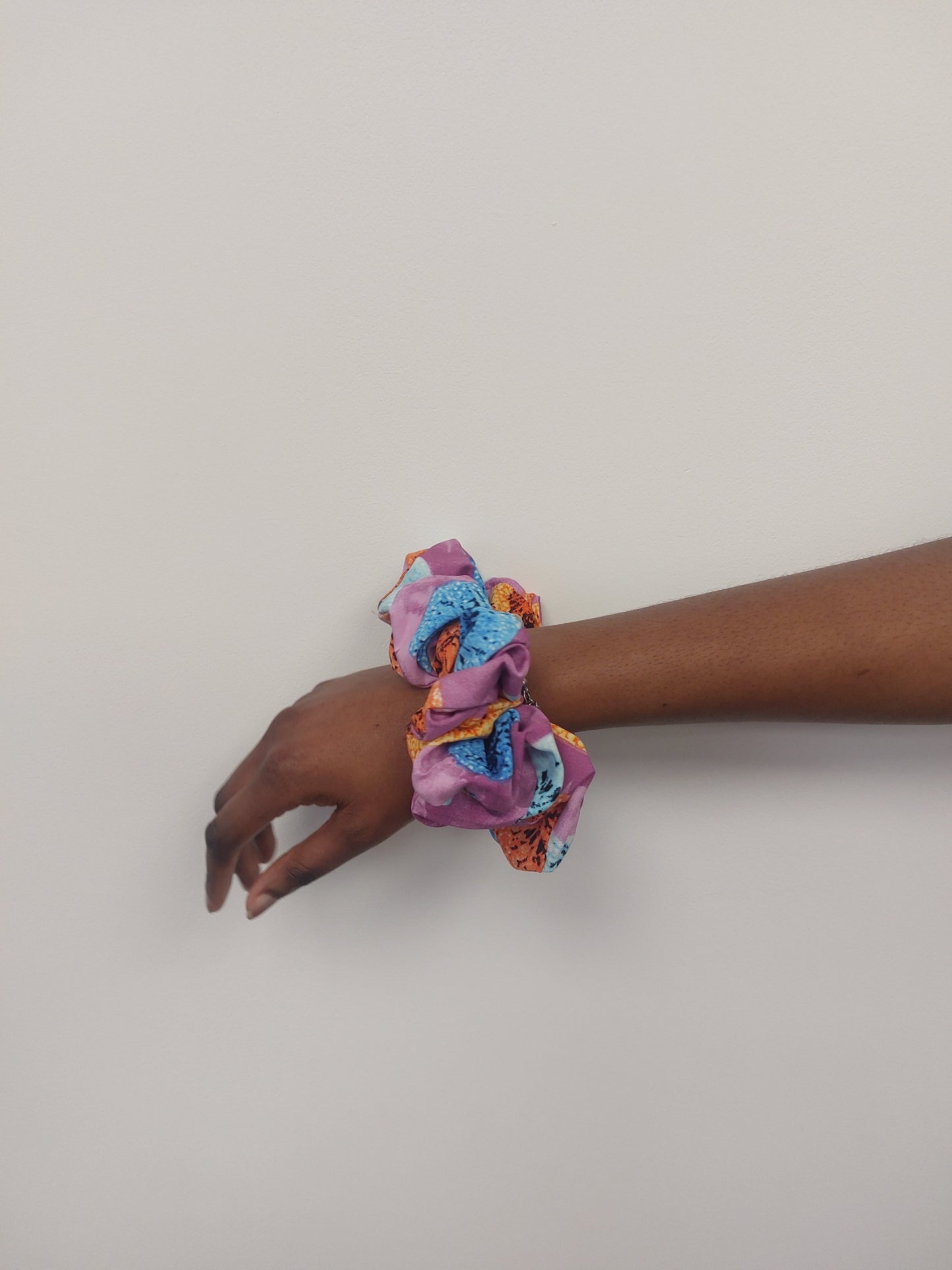 Circle pattern Scrunchie Grace Joyz Fashion