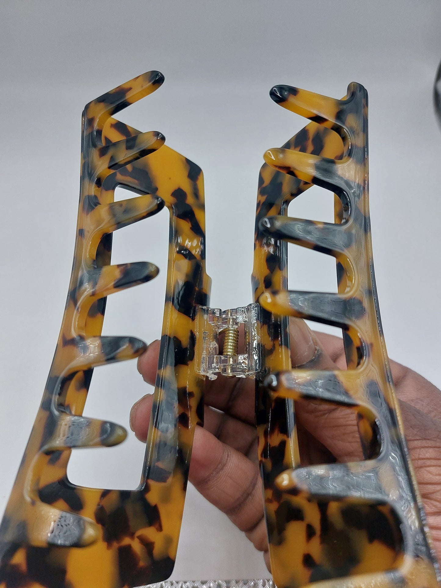 Cheetah Hair Claw