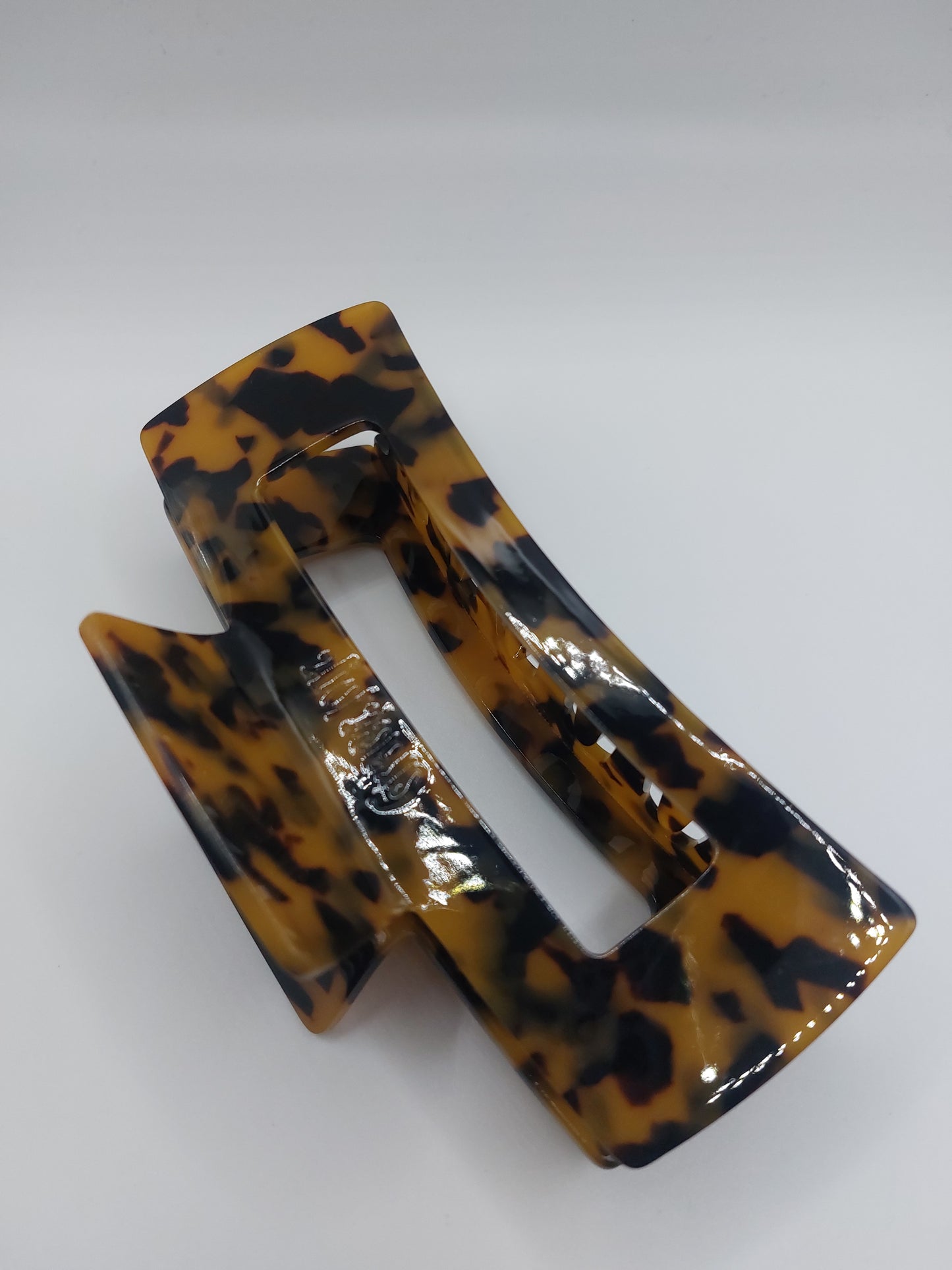 Cheetah Hair Claw
