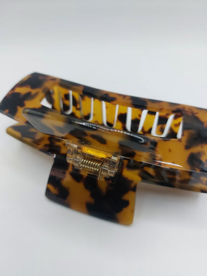 Cheetah Hair Claw