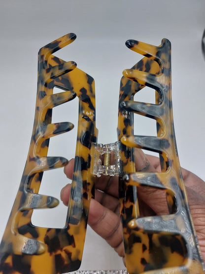 Cheetah Hair Claw